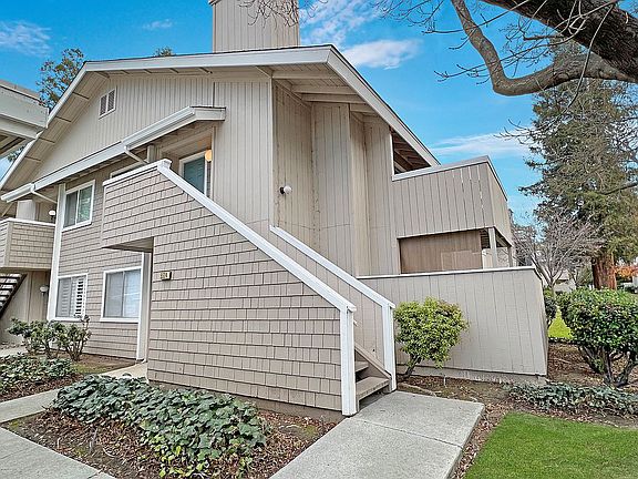 2nd image of 5524 Sean Cir APT 52