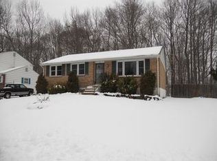 5 W Elgin Ct, Newark, DE 19702