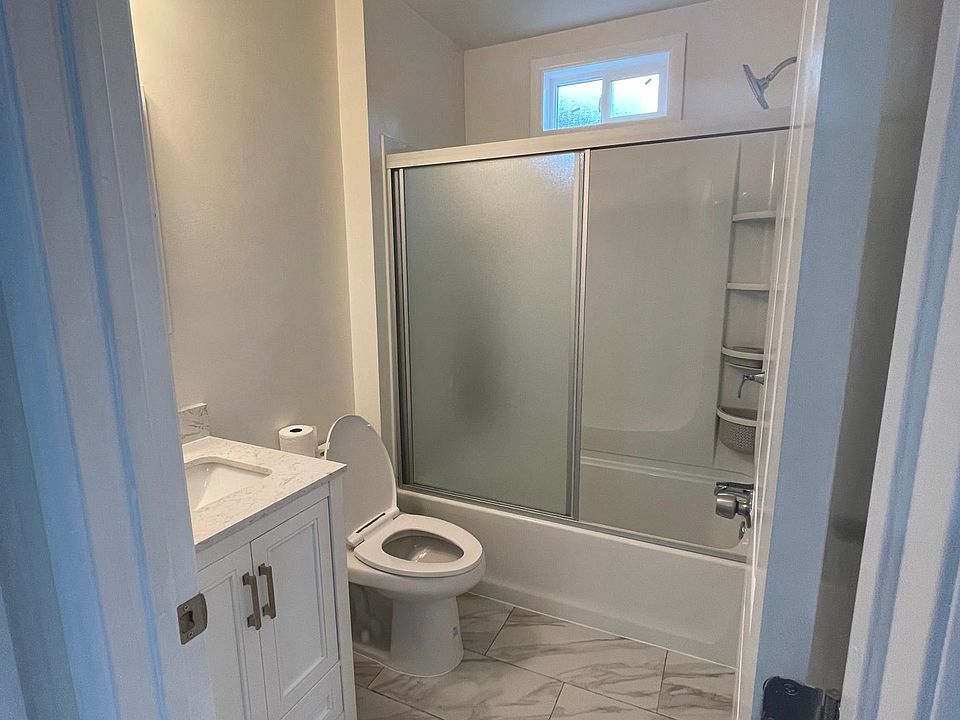2nd image of 8315 Iris St #A