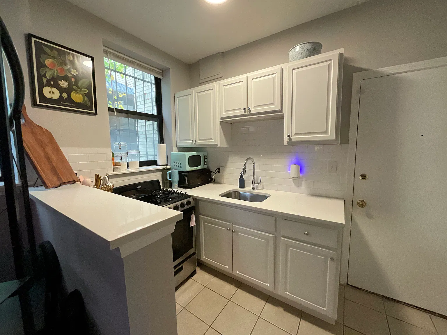2 bed, $2,000 — Photo 1