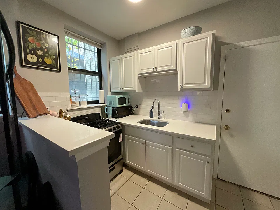 845 W Sunnyside Ave #1