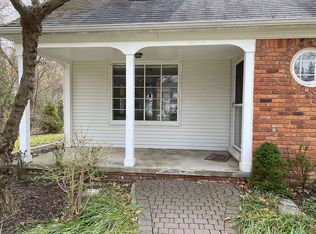 26475 Carol Ave, Franklin, MI 48025