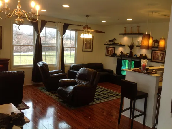 77 Birch St, Ridgefield Park, NJ 07660