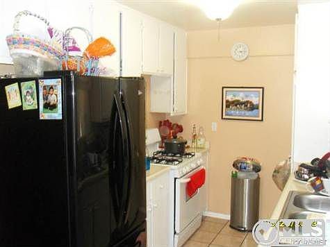 3rd image of 13880 Sayre St Unit 7