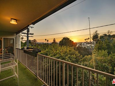 949 N Kings Rd APT 314, West Hollywood, CA, 90069