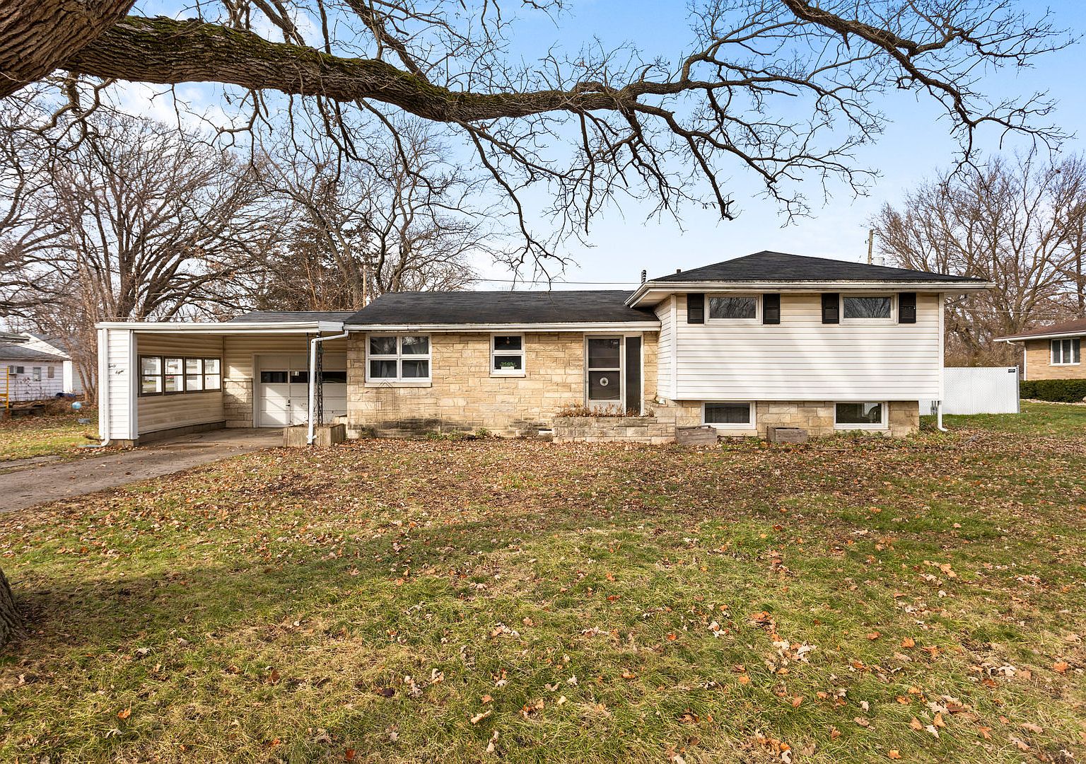 248 W Moultrie St, Bement, IL 61813 MLS 11937600 Zillow