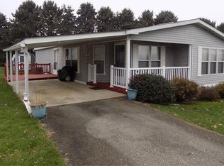 412 Blue Jay Ln, Apollo, PA 15613