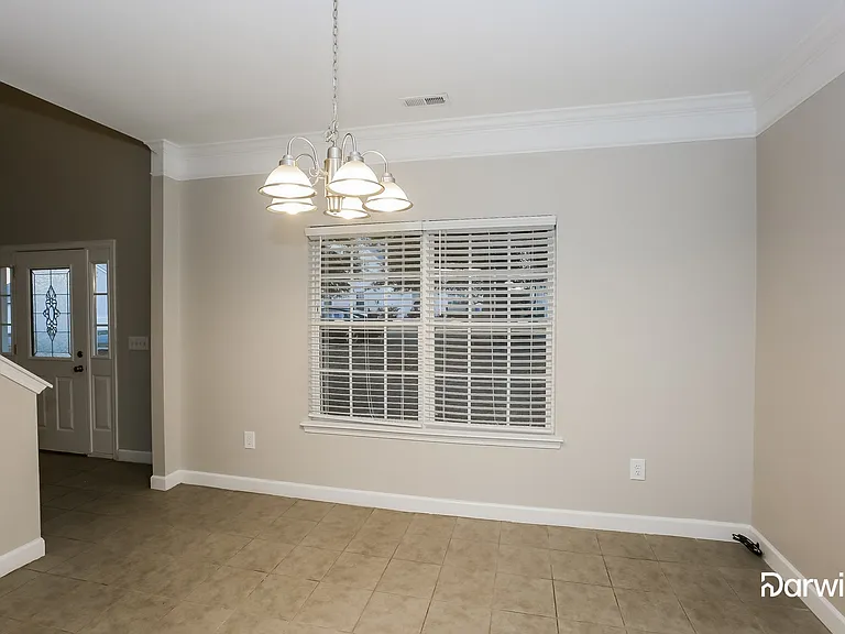8812 Cornwall St — Photo 7