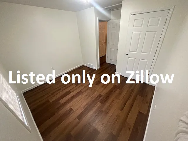 21722 Jefferson St — Photo 12