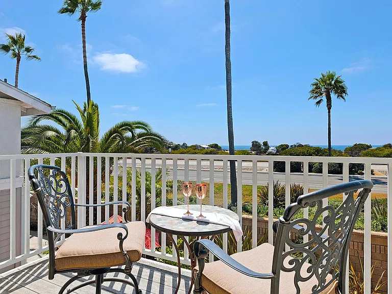 6963 Tradewinds Dr — Photo 4