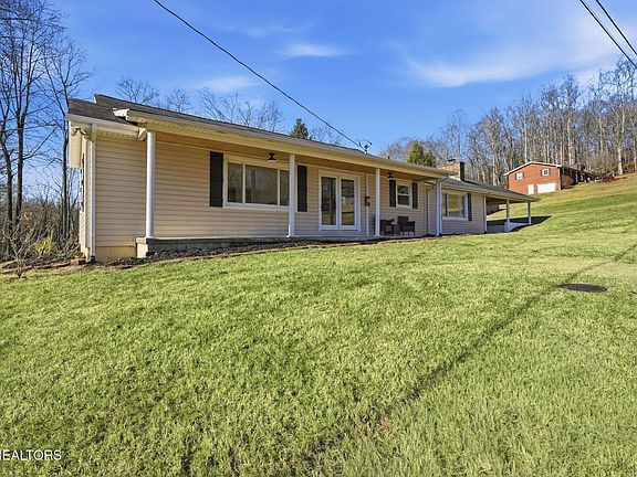 4th image of 107 Ripley St