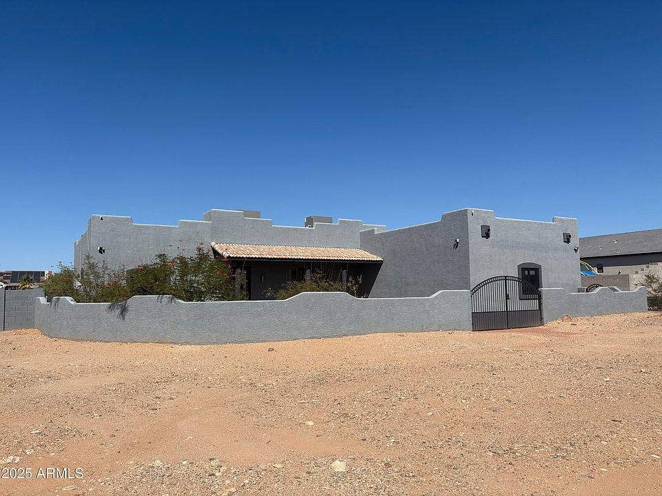 2nd image of 10302 W PINNACLE PEAK Road