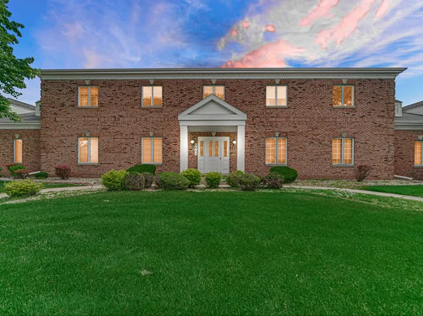 51 Inverness Ln APT 51, Schererville, IN 46375