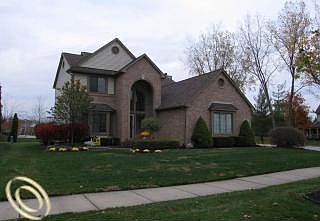 1st image of 6844 Foxcreek Dr #32