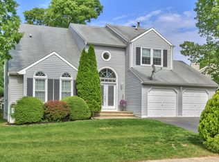 525 Alexander Ave, Brick, NJ 08724