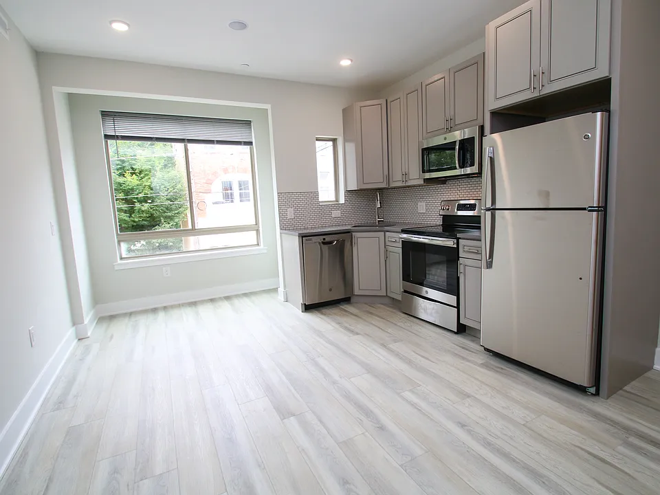 3718 Haverford Ave #2F