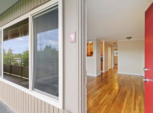 831 W Nickerson St APT 9, Seattle, WA 98119