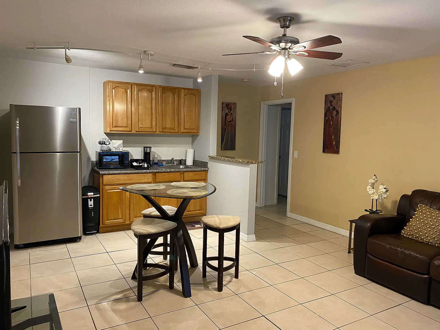 1 bed, 650 sqft, $1,450 — Photo 4