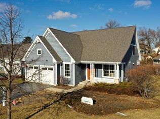 40492 N South Newport Dr, Antioch, IL