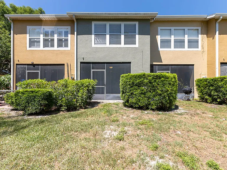 Stockton Dr — Photo 29