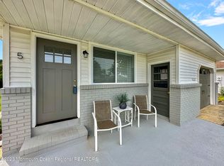 5 Saint Croix St, Toms River, NJ 08757