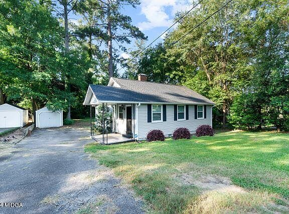 3rd image of 2380 Kingsley Dr