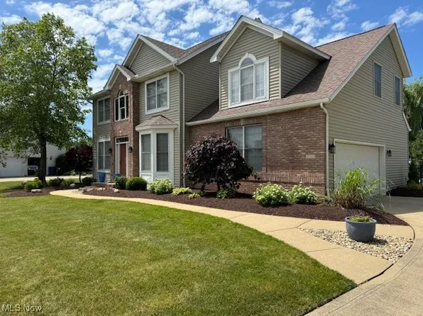 33720 N Fall Lake Dr, Avon, OH 44011