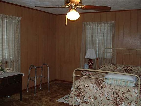 5th image of 3975 Brinkman Dr