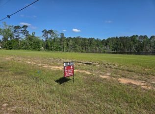 150 W Willow Lake Dr, Metter, GA 30439