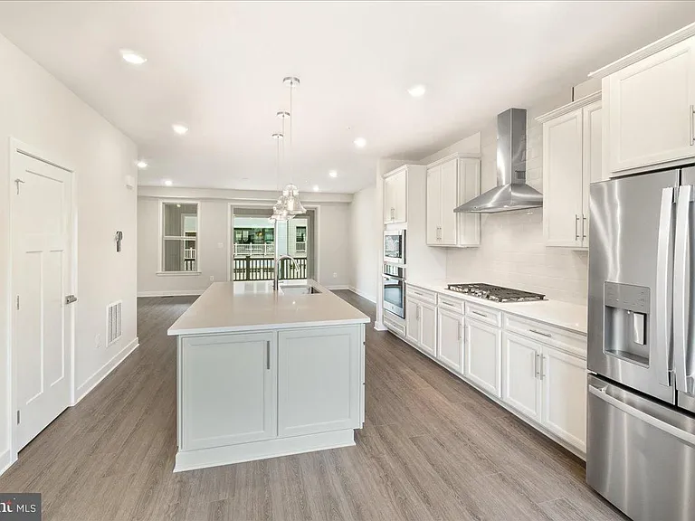 10132 Lake Linganore Blvd — Photo 9