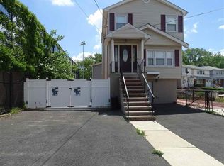 26 Sycamore Rd, Bayonne, NJ 07002