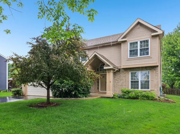 1187 Hummingbird Ln, Grayslake, IL 60030