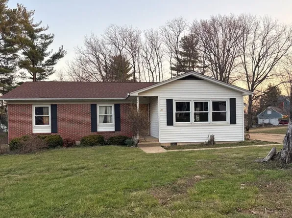 21 Golf Dr, Sullivan, MO 63080