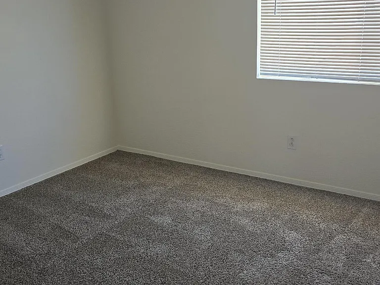 12012 W Rosewood Dr — Photo 12