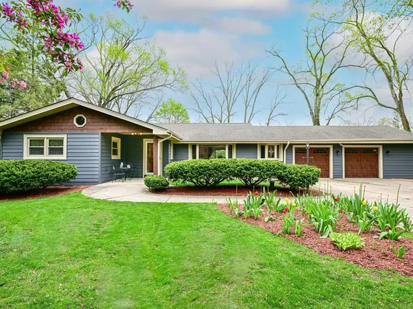 11208 Bridget LANE, Hales Corners, WI 53130
