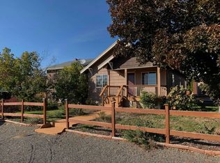770 NE 2nd St, Dufur, OR 97021