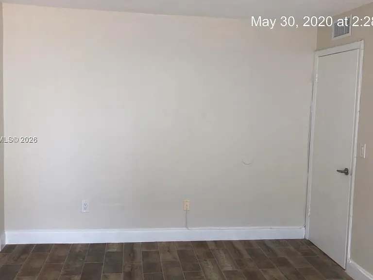 1801 S Treasure Dr #401 — Photo 10