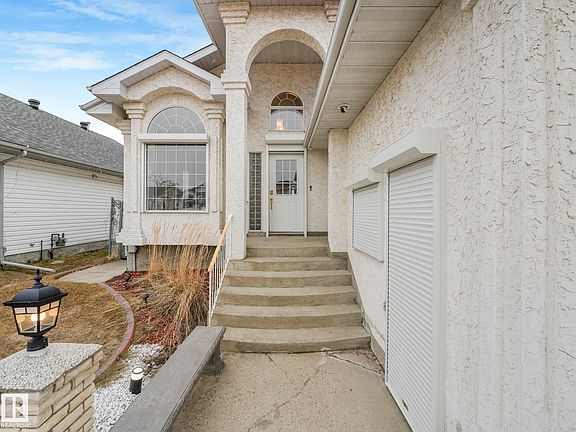 3rd image of 376 Hollick Kenyon Rd NW
