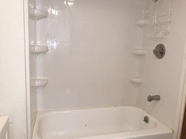 1335 Hyder St — Photo 5