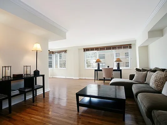 Sold by Sotheby's International Realty | media 14