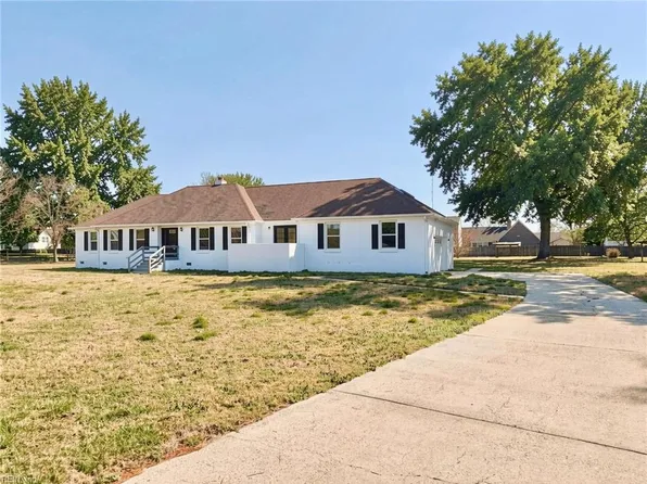 102 Foxcroft Rd, Suffolk, VA 23435