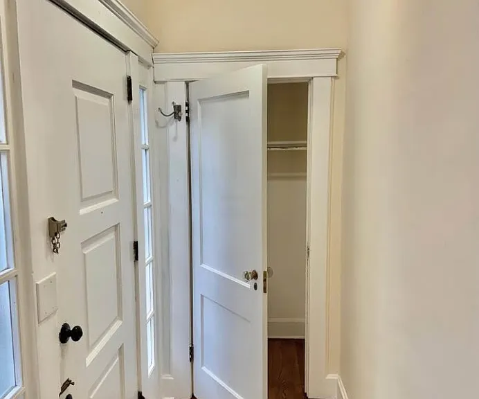 383 Dakota St — Photo 3
