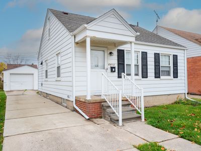 6413 Kenilworth St, Dearborn, MI, 48126