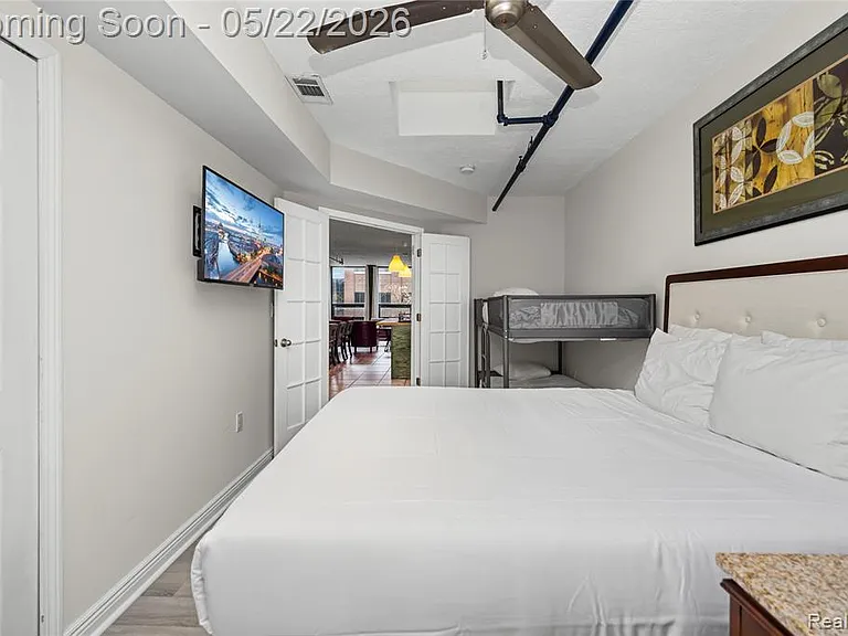 207 N Main St #A — Photo 22
