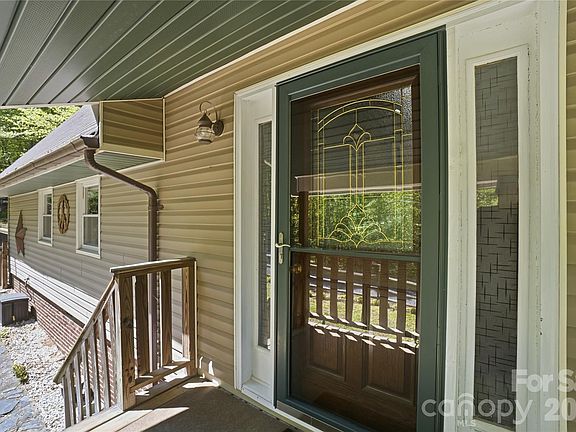 5th image of 4460 Mullis Rd