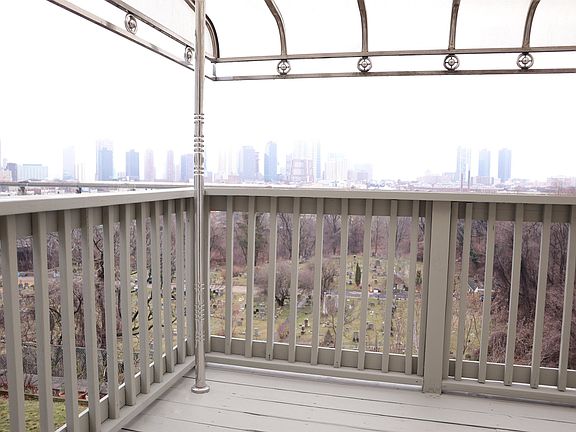 2nd image of 76 Waldo Ave Floor 2