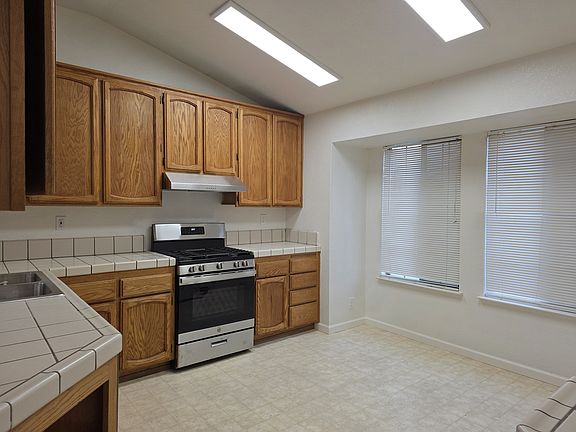 5th image of 4509 Careyback Ave