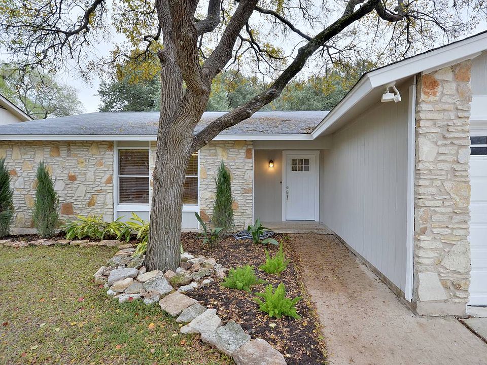 1st image of 11217 Iron Oak Trl