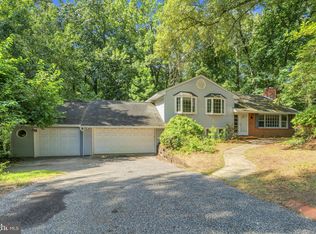 27 Saint Andrews Rd, Severna Park, MD 21146