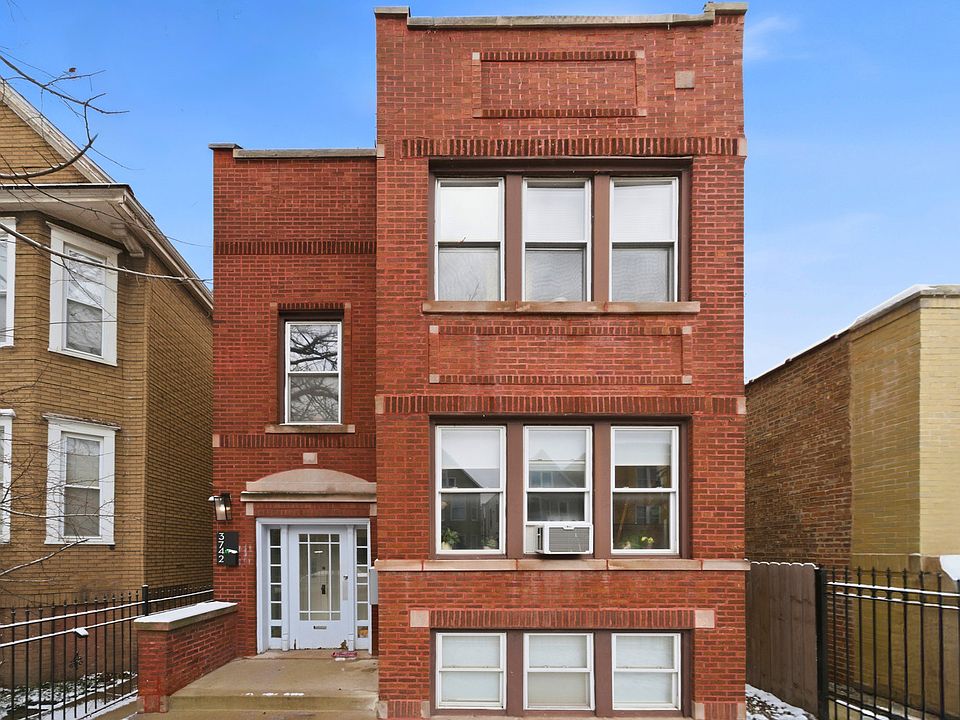 1st image of 3742 W Diversey Ave